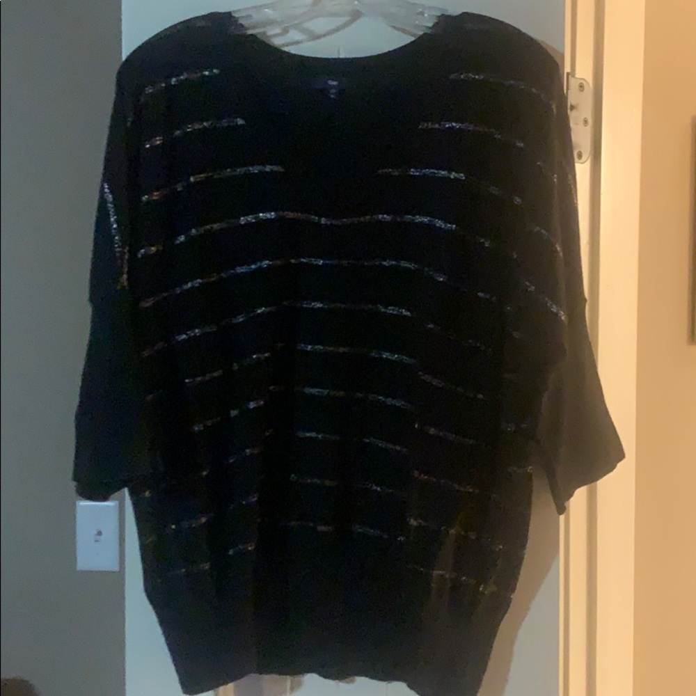 Gap sweater
